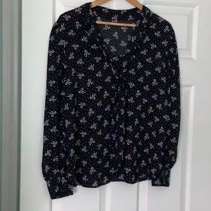 Loft Blouse Black & White Ribbon design, size Large